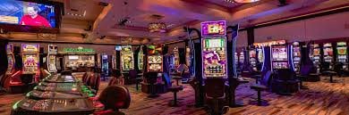 Responsible gaming message beside app 299 Casino Game Show content